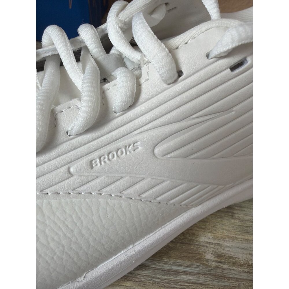 Brooks Addiction Walker 2 Women's White Leather Walking Shoes Sz 11B New in Box - Picture 5 of 14
